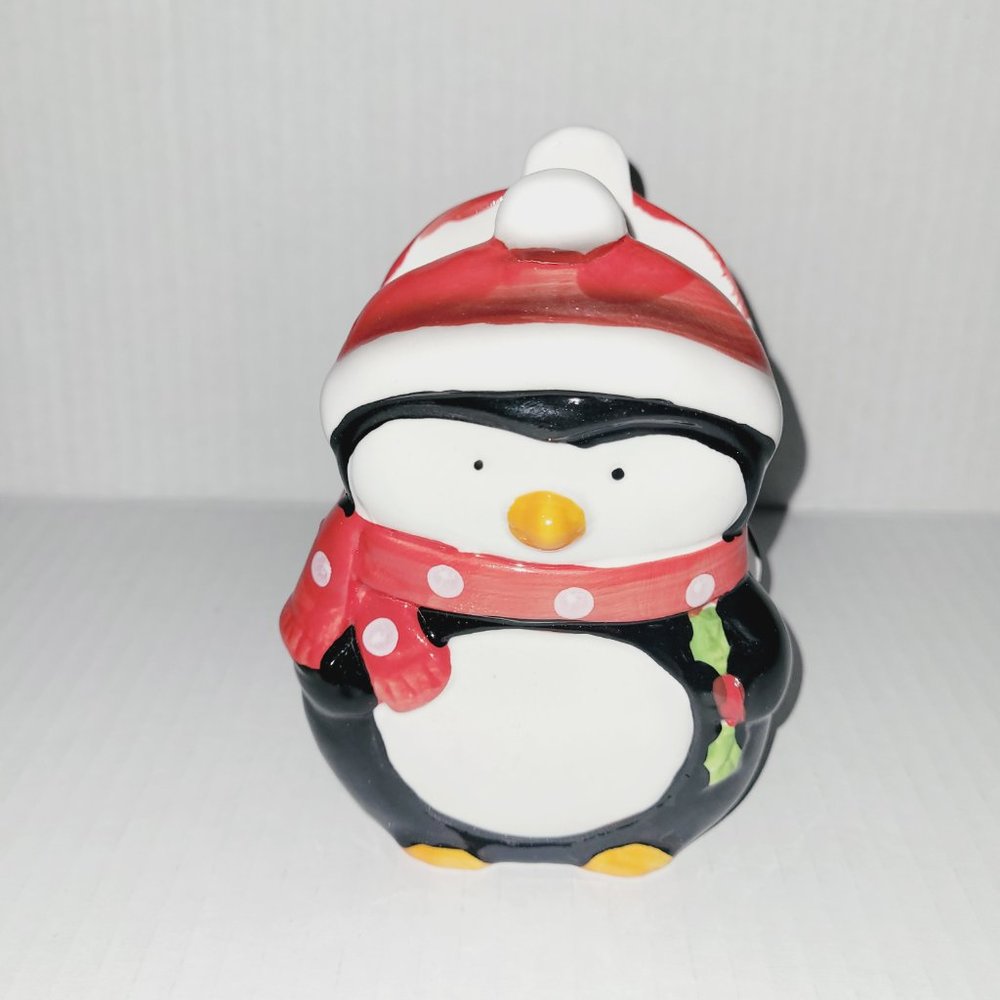 Christmas Penguin Napkin Holder Holiday Merry Snow Cheer Home Decor Cute Holly